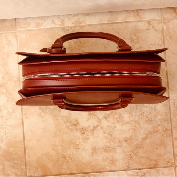 Authentic Red Louis Vuitton Handbag - Picture 4 of 9